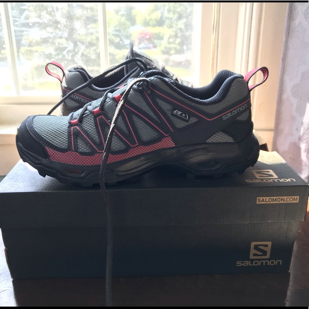 Solomon Hiking Shoes